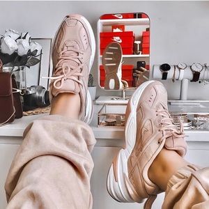 Meet your Posher, Abigail